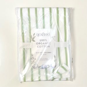 NEW Set of Two 100% Organic Cotton Kitchen Towels